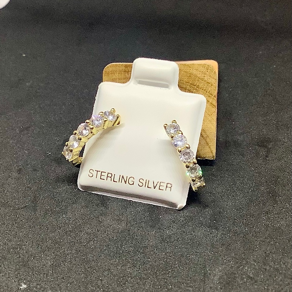 Gold Round Stone Cut Huggies